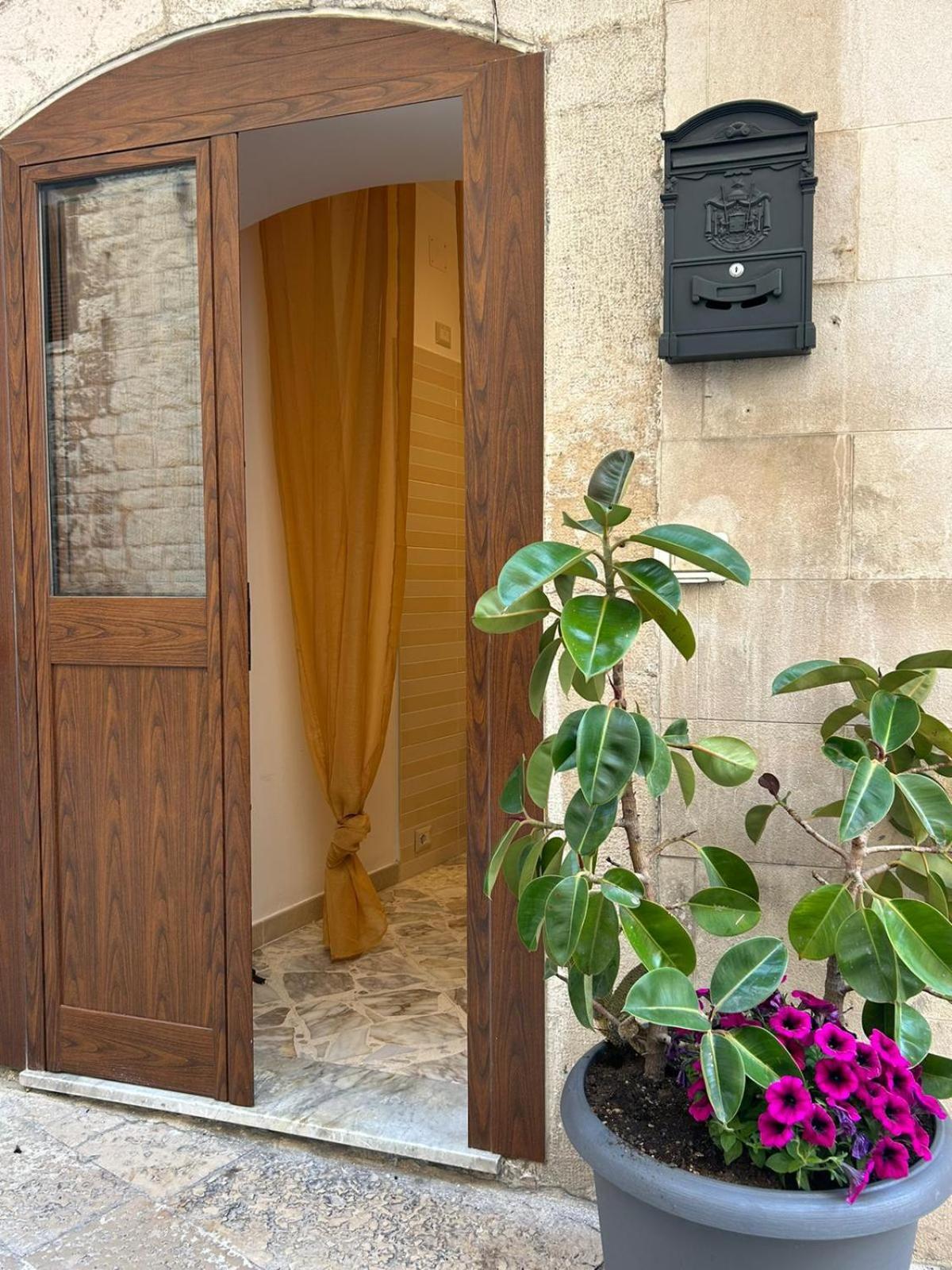 L'Acqua Marin Apartment Bari Exterior foto